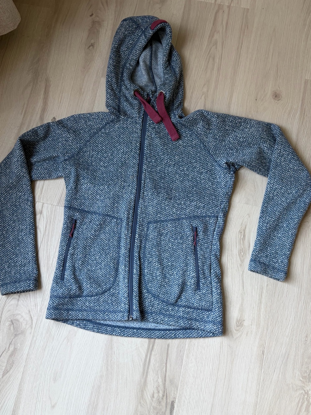 Small Women’s RAB Amy hooded jacket blue magenta